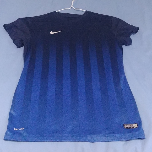 Nike Dry Fit Men's Soccer Short Sleeve - Picture 7 of 8